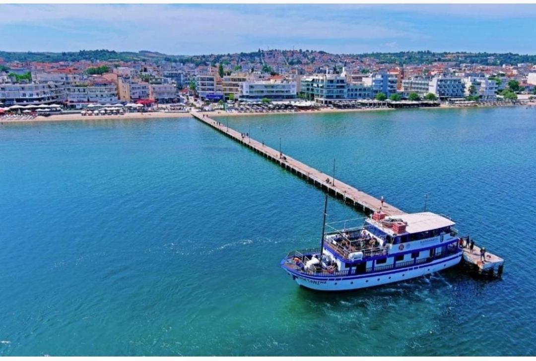 Sea Pleasure Apartment II Переа Экстерьер фото